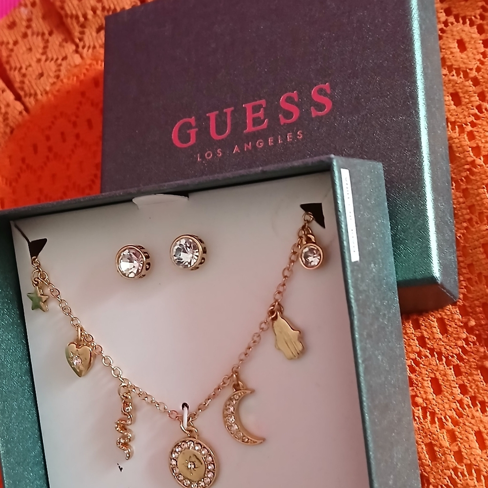 🔥NIB 2pc SET MULTI CHARM PENDANT NECKLACE & EARRINGS & FREE GIFT - Picture 5 of 8